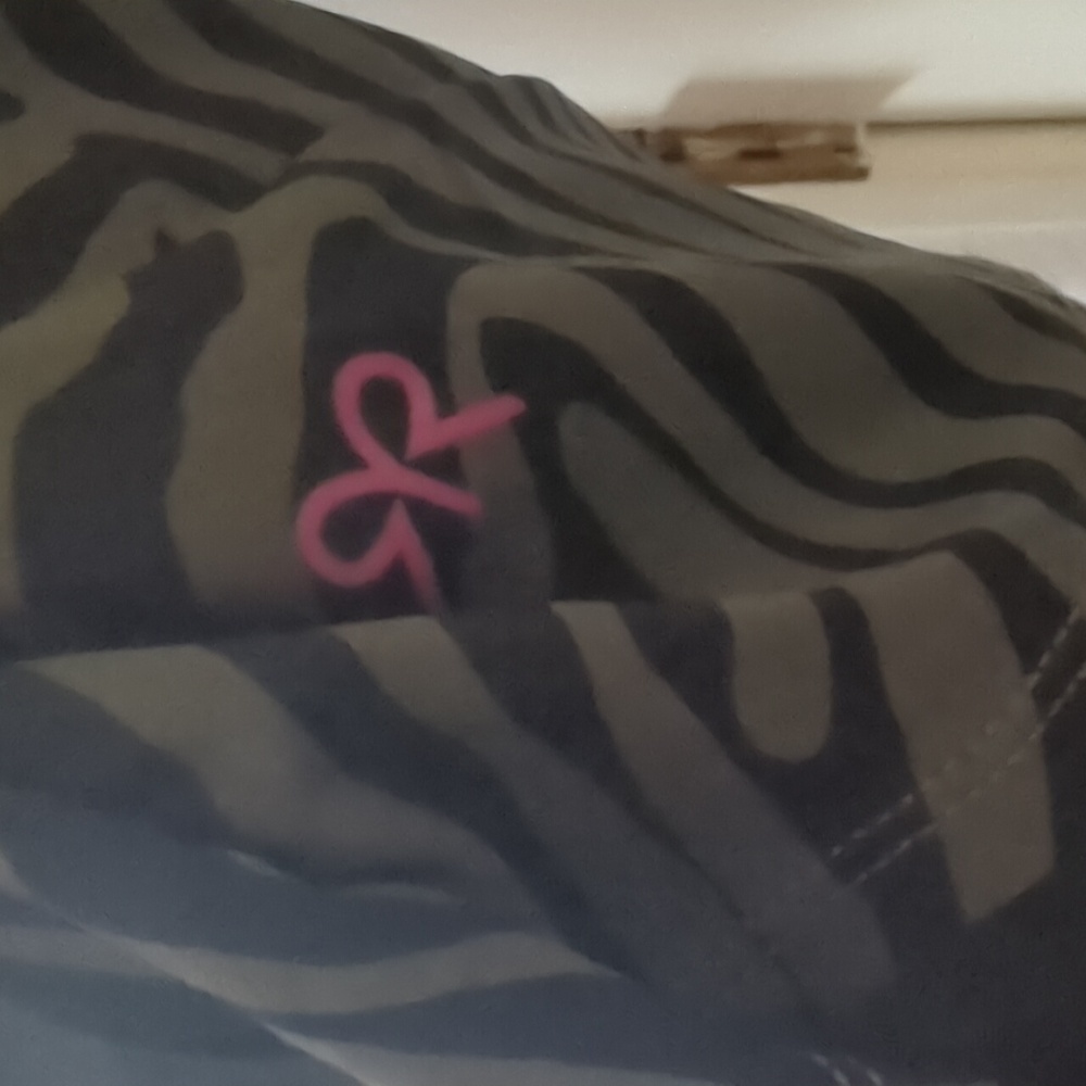 Ruby Ribbon Active Wear Tank - Picture 3 of 6
